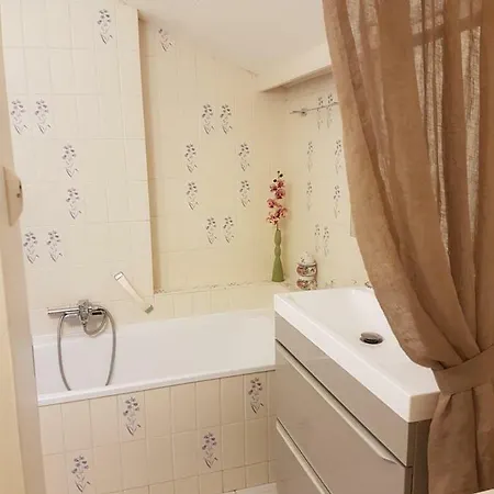 Maison Luvy Ferienhaus *